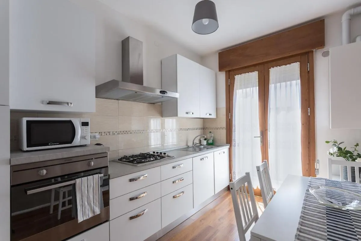 Stella Apartment 10 Minutes From Venice 0*,