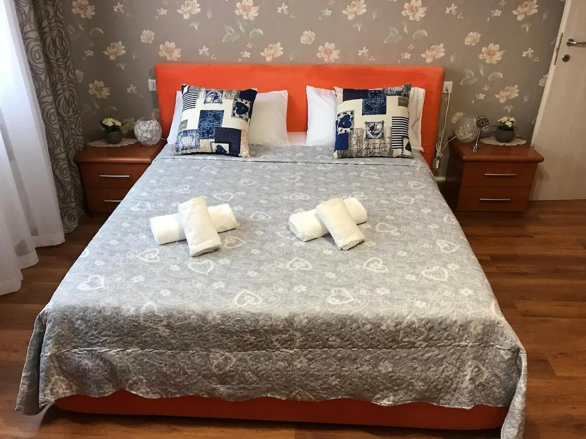 Stella Apartment 10 Minutes From Venice
