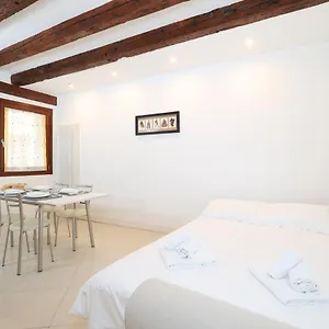 Apartamento Bricola Biennale, Veneza