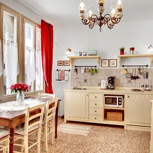 Apartment Ca' Badoer Frari, Venedig